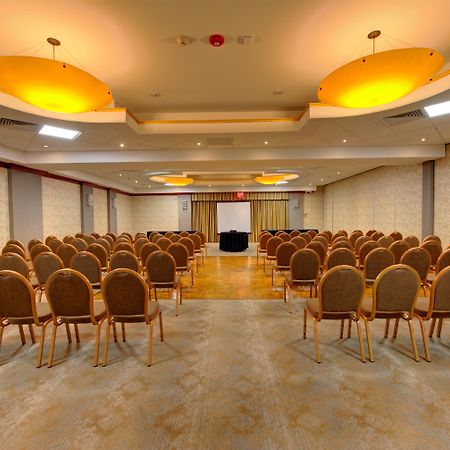 Holiday Inn Plainview-Long Island By Ihg Exteriér fotografie