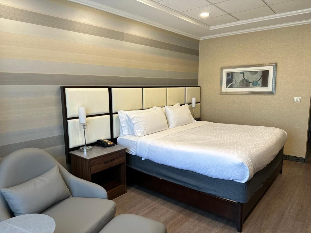 Holiday Inn Plainview-Long Island By Ihg Exteriér fotografie